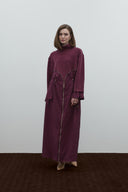 BORDO PİLİSELİ FERMUAR DETAYLI MODAL ELBİSE