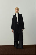 SİYAH ATKI DETAYLI TRİKO UZUN HIRKA