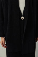 SİYAH ATKI DETAYLI TRİKO UZUN HIRKA