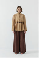 CAMEL HAKİM YAKA KEMER GEÇİŞLİ BLUZ - Clande