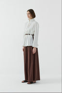 EKRU KAHVE HAKİM YAKA KEMER GEÇİŞLİ BLUZ - Clande