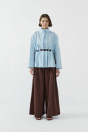 MAVİ HAKİM YAKA KEMER GEÇİŞLİ BLUZ - Clande