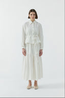 EKRU ÇİÇEK KUŞAKLI KISA GÖMLEK