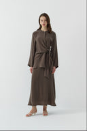 KAHVE BAĞLAMALI İPEK CUPRO BLUZ - Clande