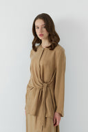CAMEL BAĞLAMALI İPEK CUPRO BLUZ - Clande