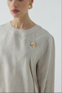 BEJ METAL AKSESUARLI KETEN BLUZ - Clande