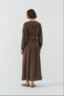 KAHVE DÜĞME DETAYLI MODAL ELBİSE