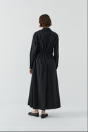 SİYAH BİYE DETAYLI YARIM FERMUARLI PAMUKLU ELBİSE - Clande