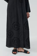 SİYAH NAKIŞ DETAYLI KETEN ELBİSE - Clande