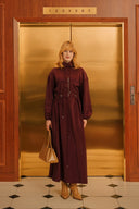 BORDO ALLER DETAYLI MODAL ELBİSE - Clande