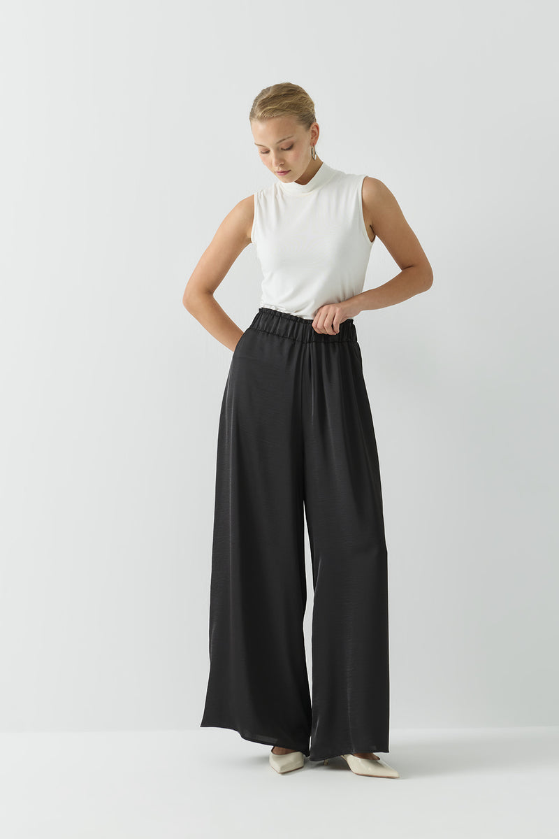 Beli Lastikli Bol Paça Pantolon Siyah